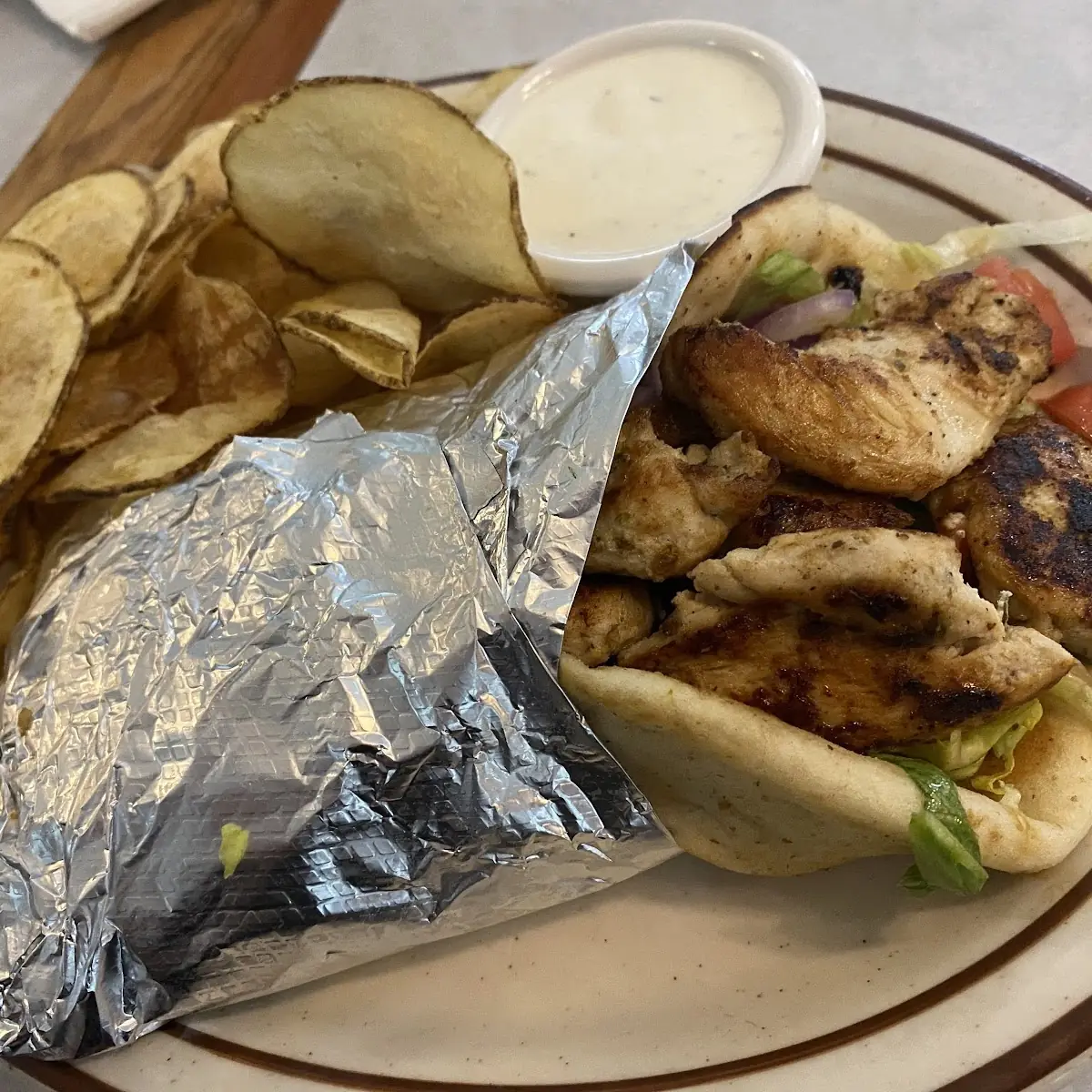 Chicken Souvlaki on Pita with Hot Chips