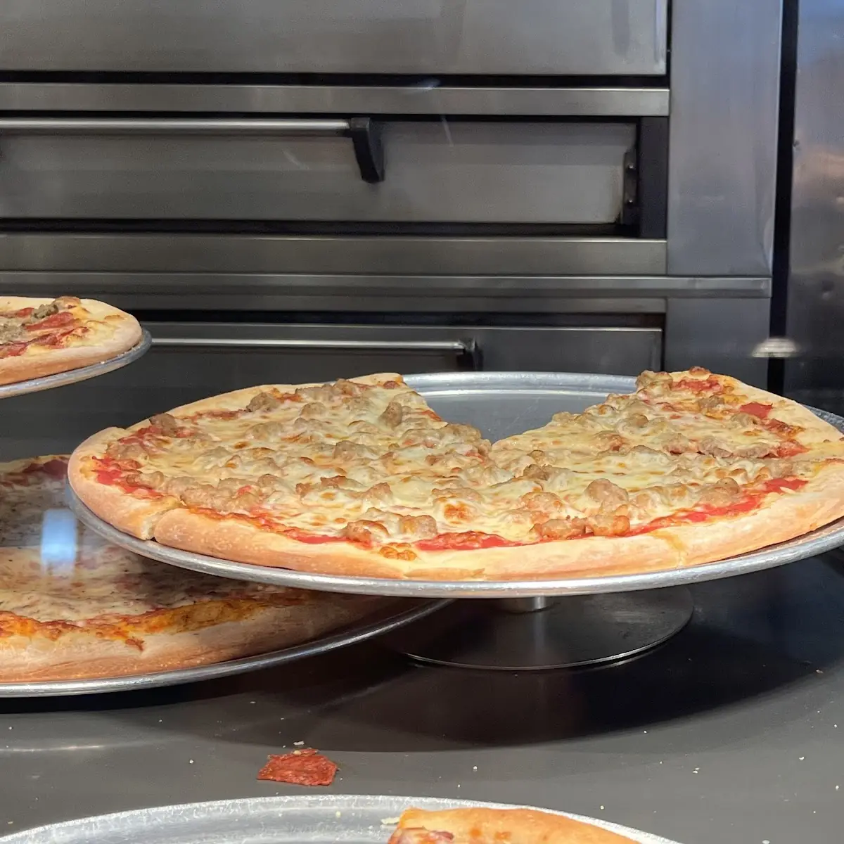 17 New York Pizza