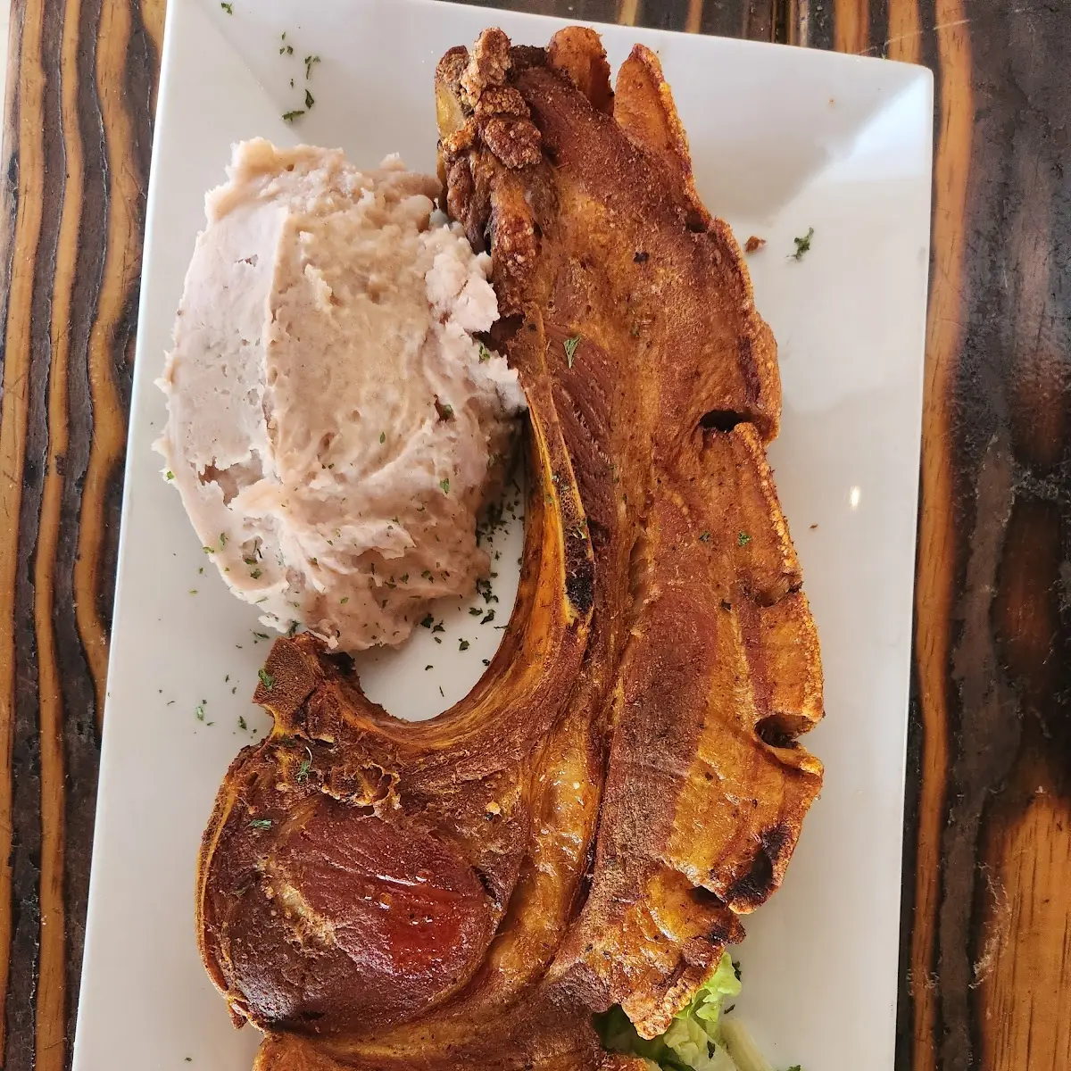 Chuleta Kan-Kan Con Majado De Viandas