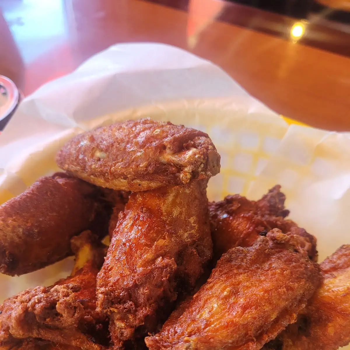 Jumbo Party Cut Wings 4 PC W/ Sauce