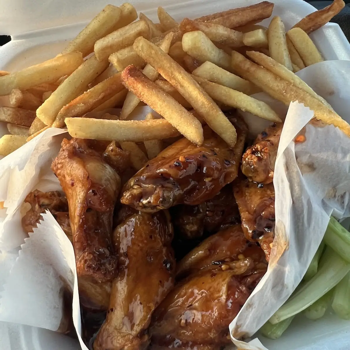 Boneless Wings with Side
