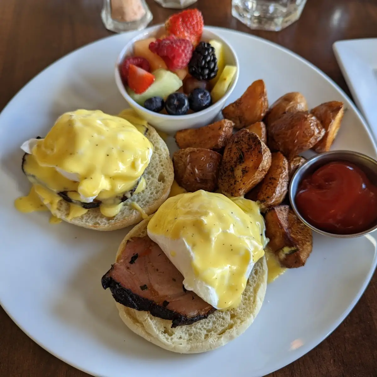 Bistro Salmon Benedict