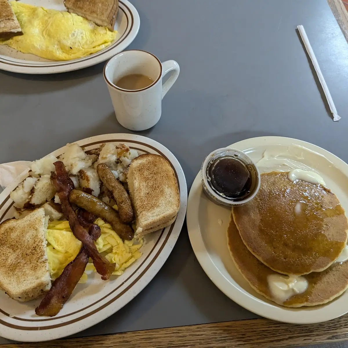 Flo's Big Breakfast