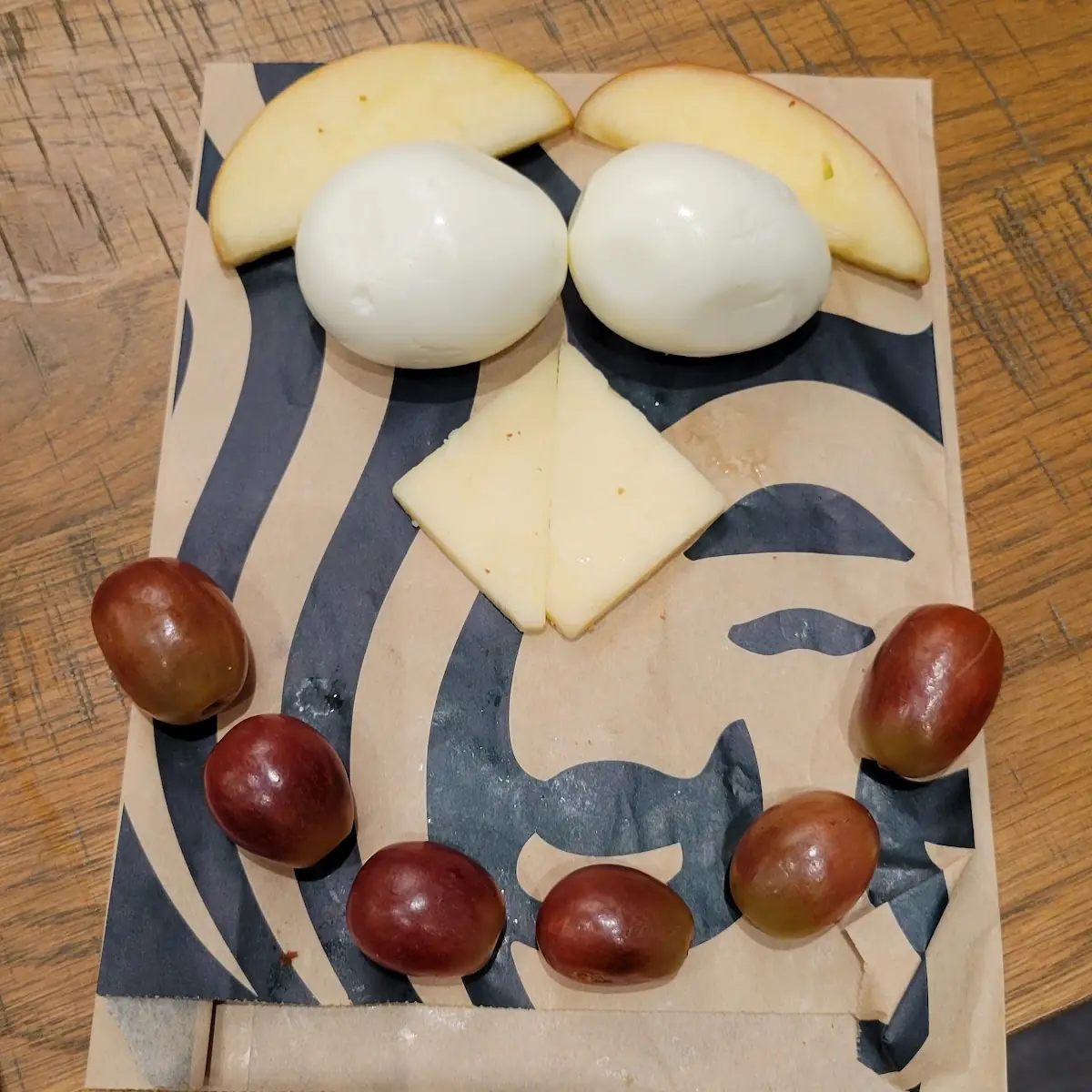 Eggs & Cheddar Protein Box
