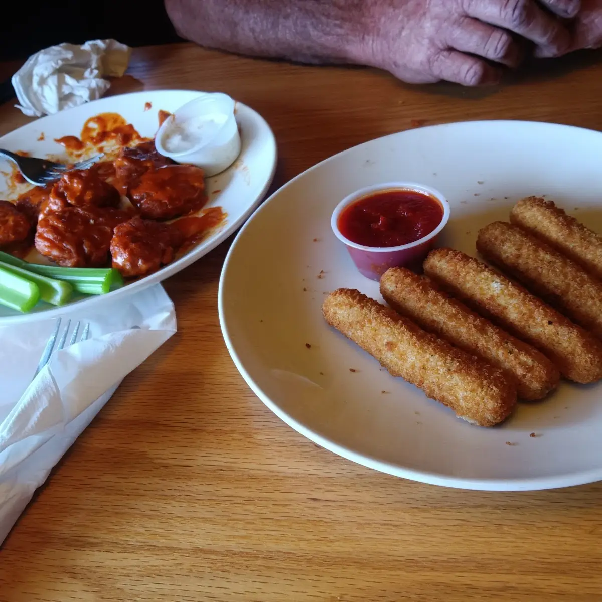 Boneless Wings and Cheese Sticks
