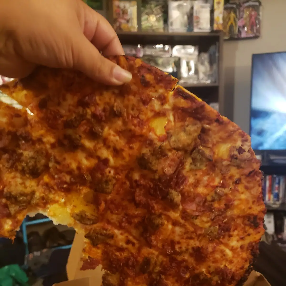 Thin Crust Pizza