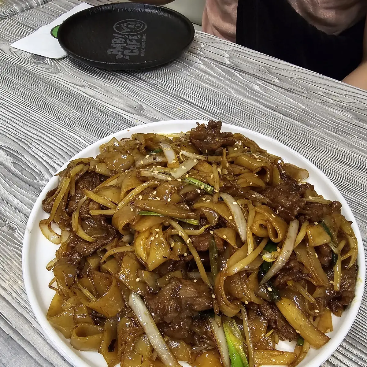 Beef Chow Fun w Scrambled Egg