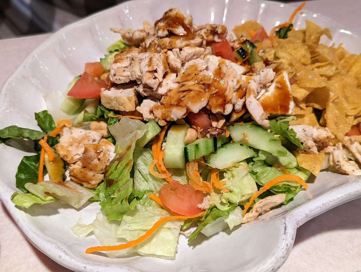 Baan Thai Chicken Salad