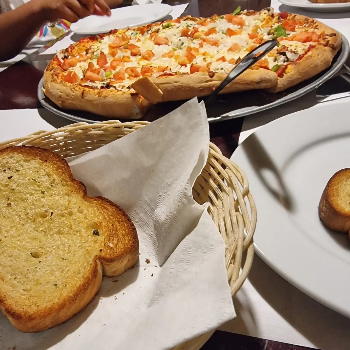 Garlic Bread, Luna Pizzeria Restaurant