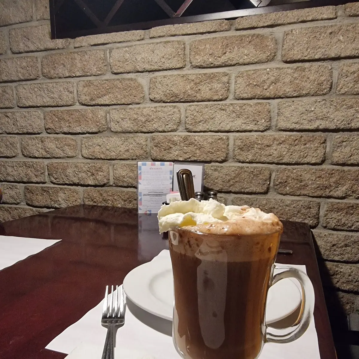 Hot Chocolate, Luna Pizzeria Restaurant