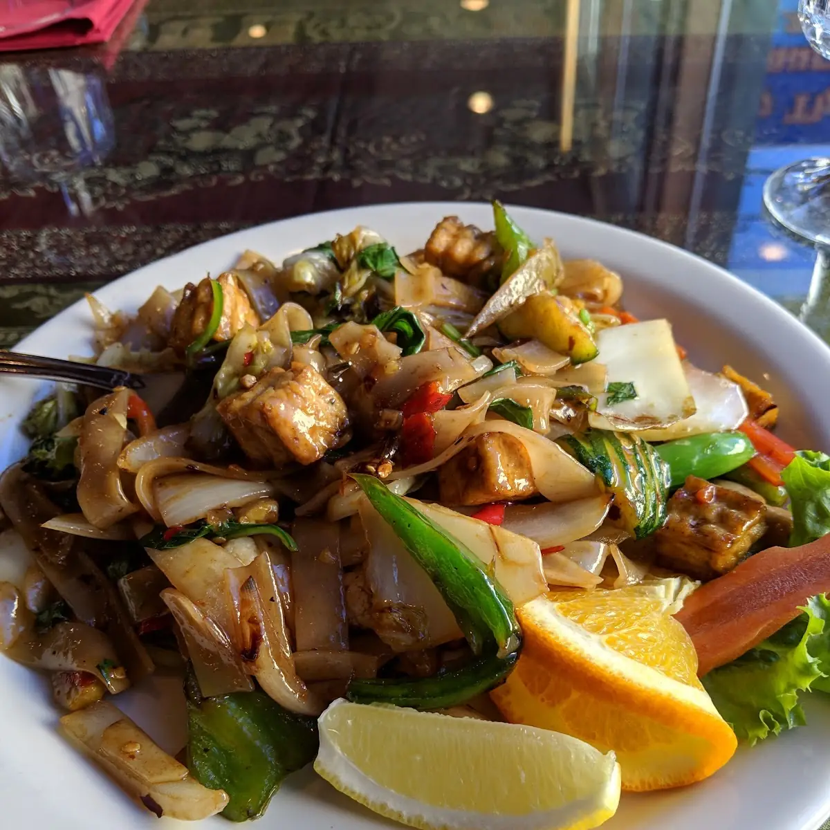 Pad Kee Mao with Tofu