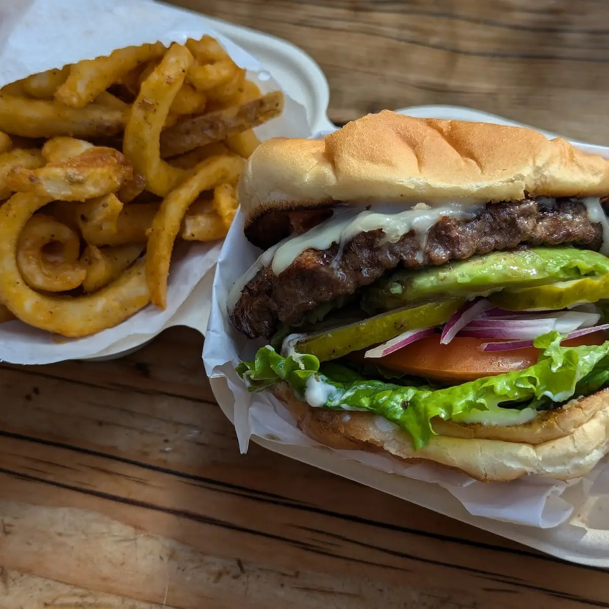 Avocado-Bacon Burger