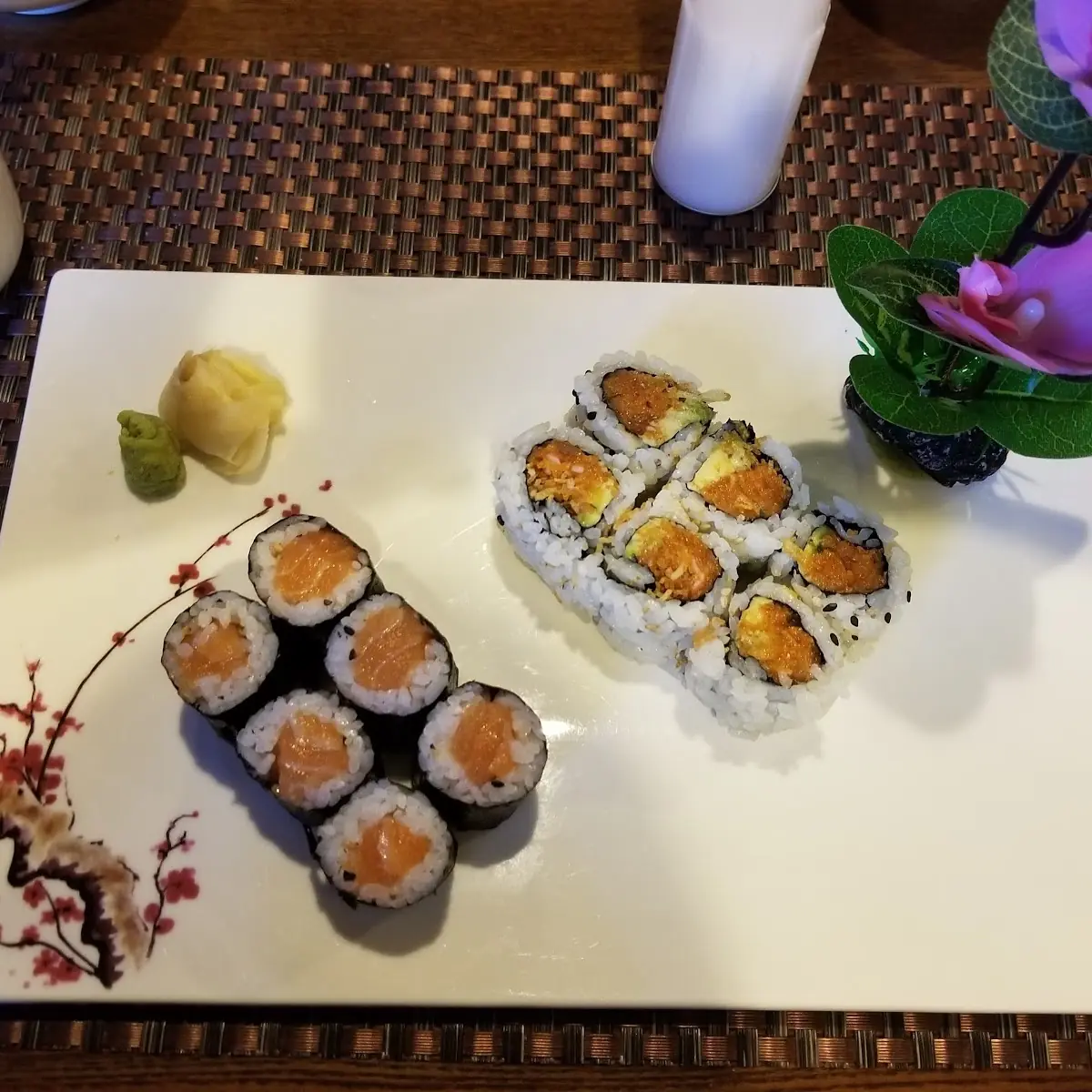Salmon Roll