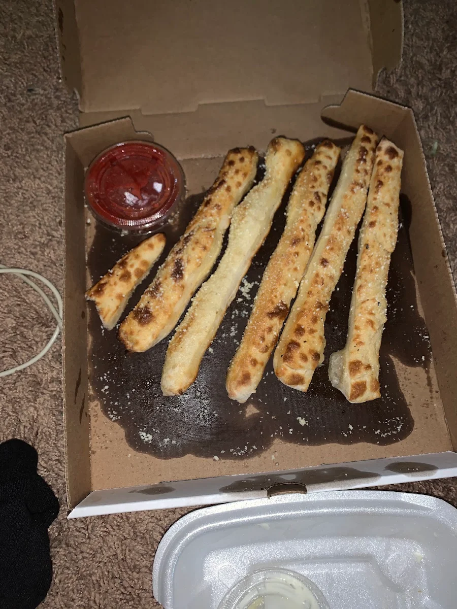 Homemade Breadsticks with Marinara Sauce