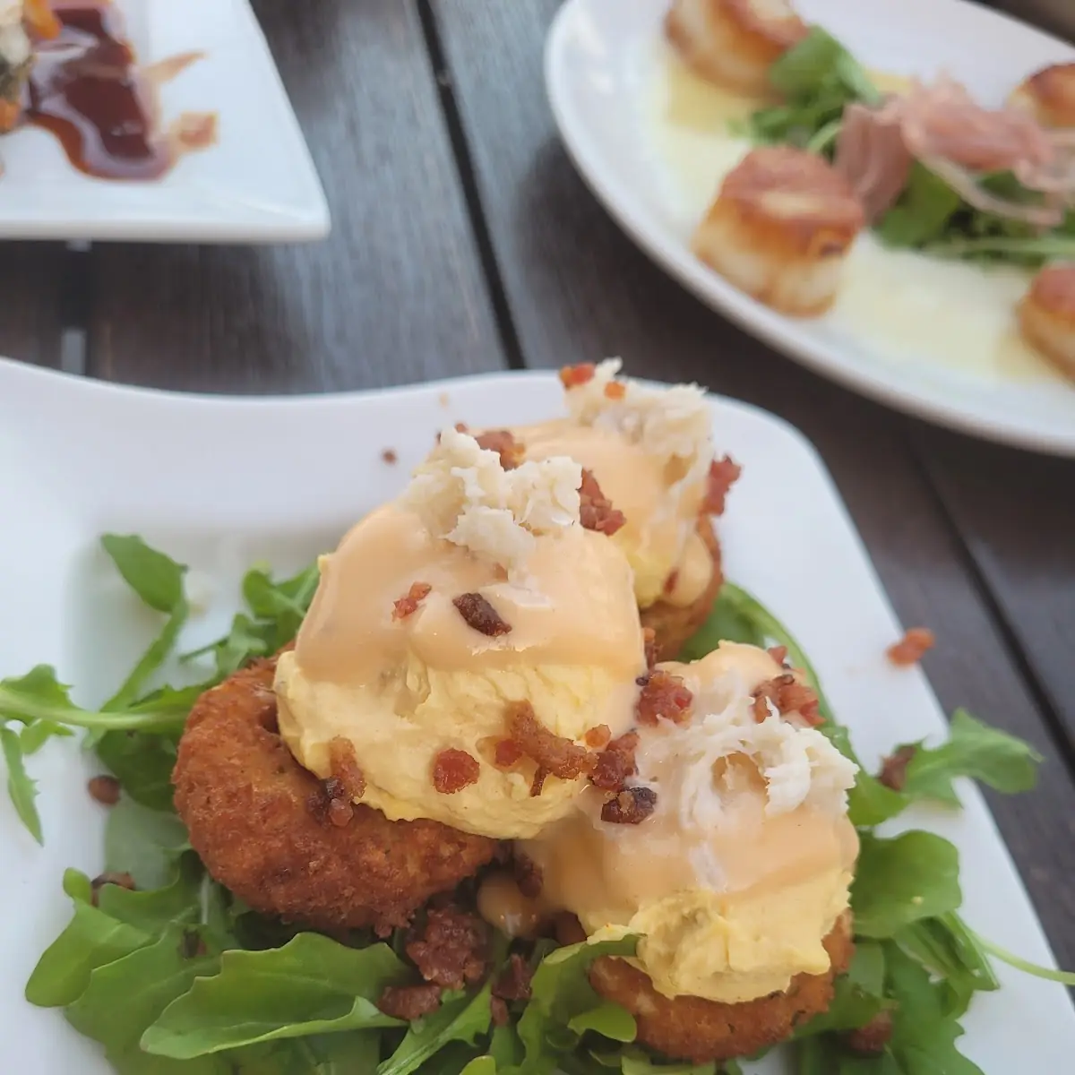Crab Benedict