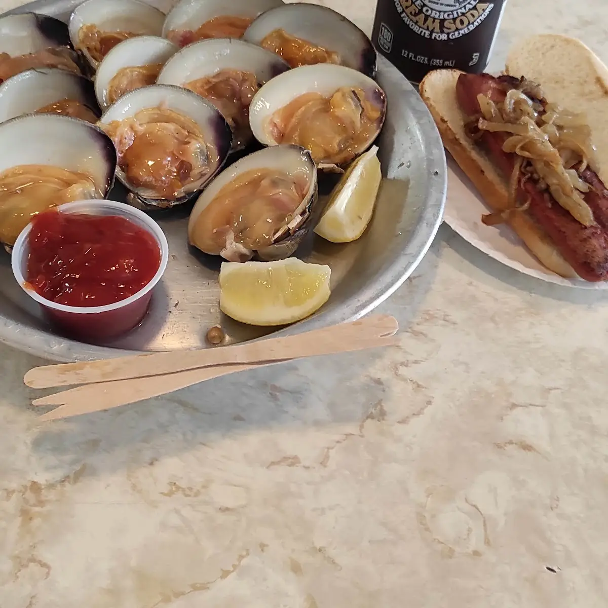 Fresh Clams Half Shell