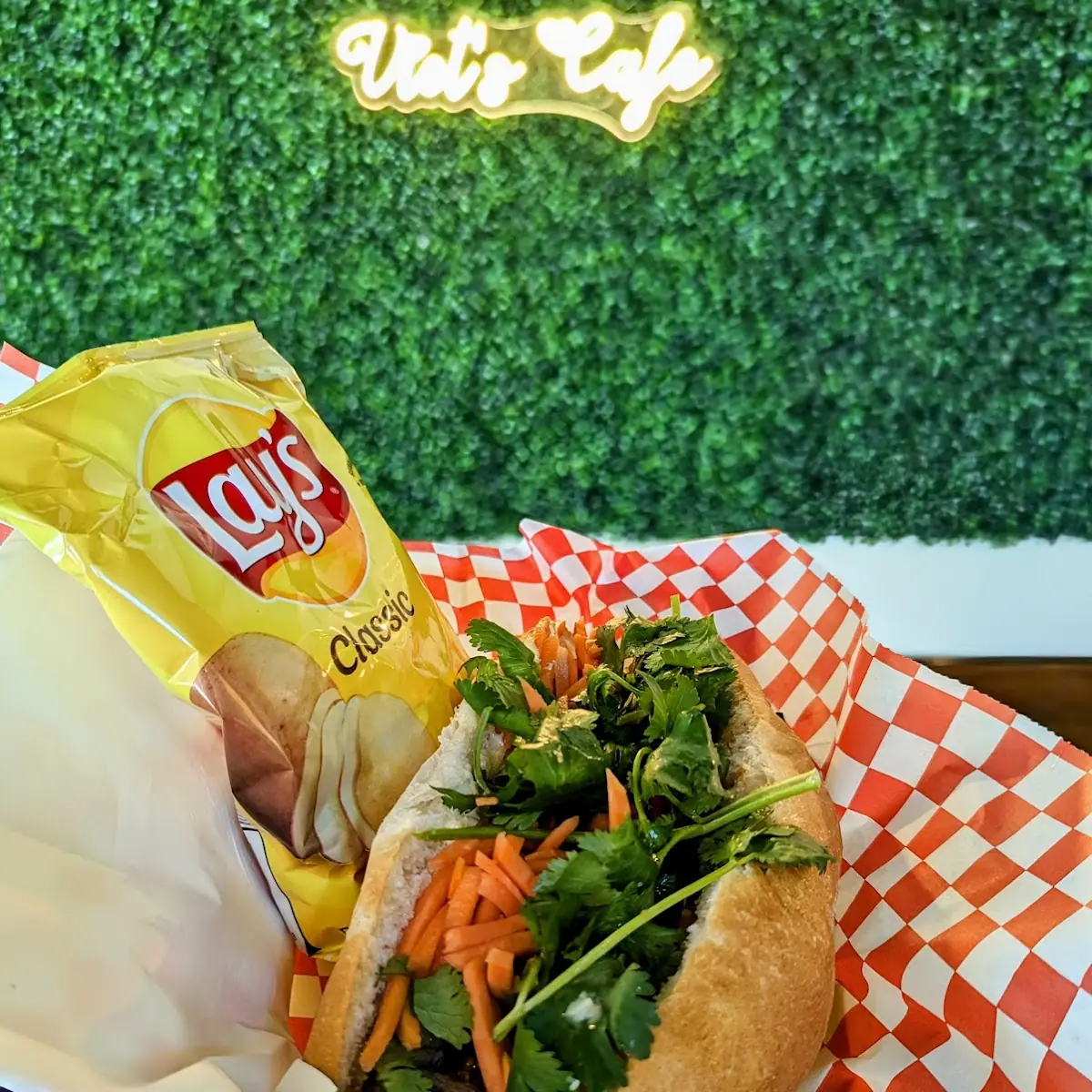 BBQ Chicken Banh MI