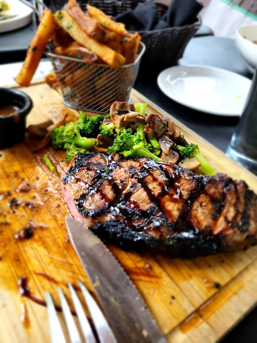Contre Filet de Bœuf Grillé, Restaurant Feliciano Apportez Votre Vin BYOB