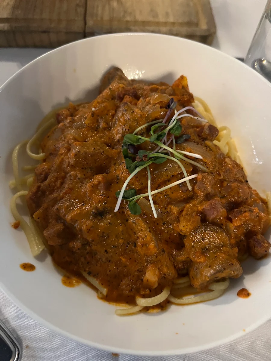 Linguini Gigi, Restaurant Feliciano Apportez Votre Vin BYOB