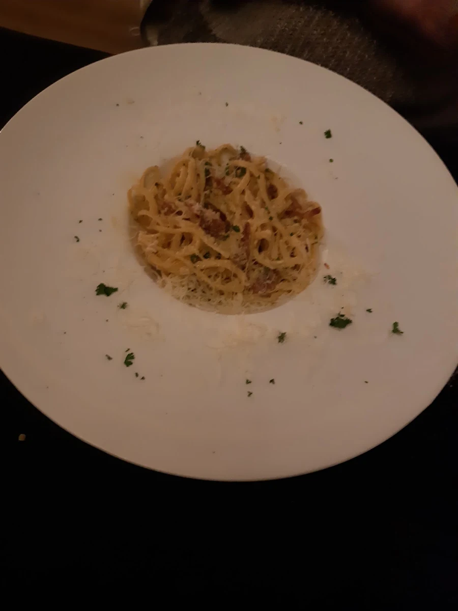 Pasta Carbonara, Restaurant Feliciano Apportez Votre Vin BYOB