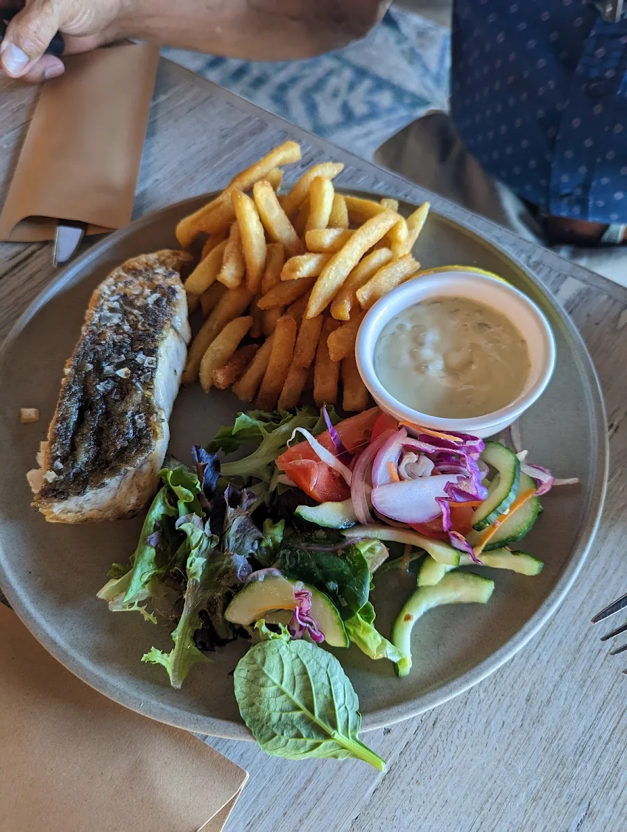 Barramundi Grilled 37, Huntlee Tavern