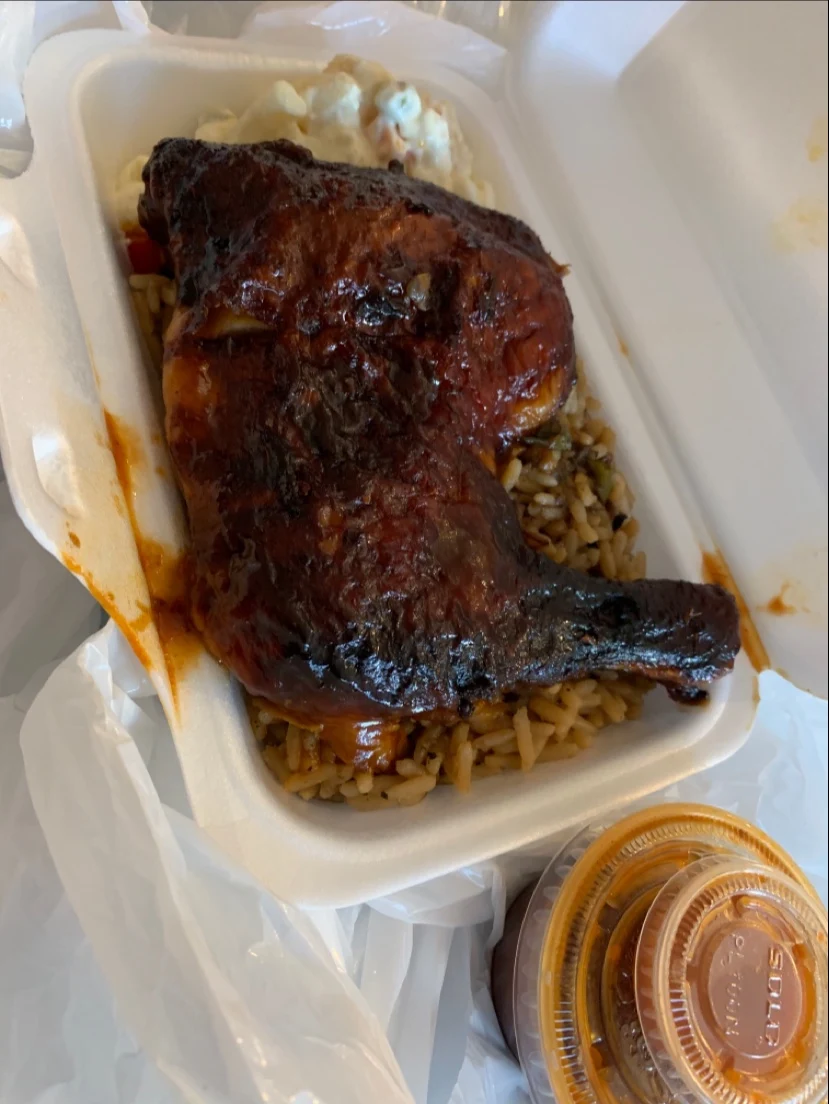 BBQ Chicken w Rice & Peas