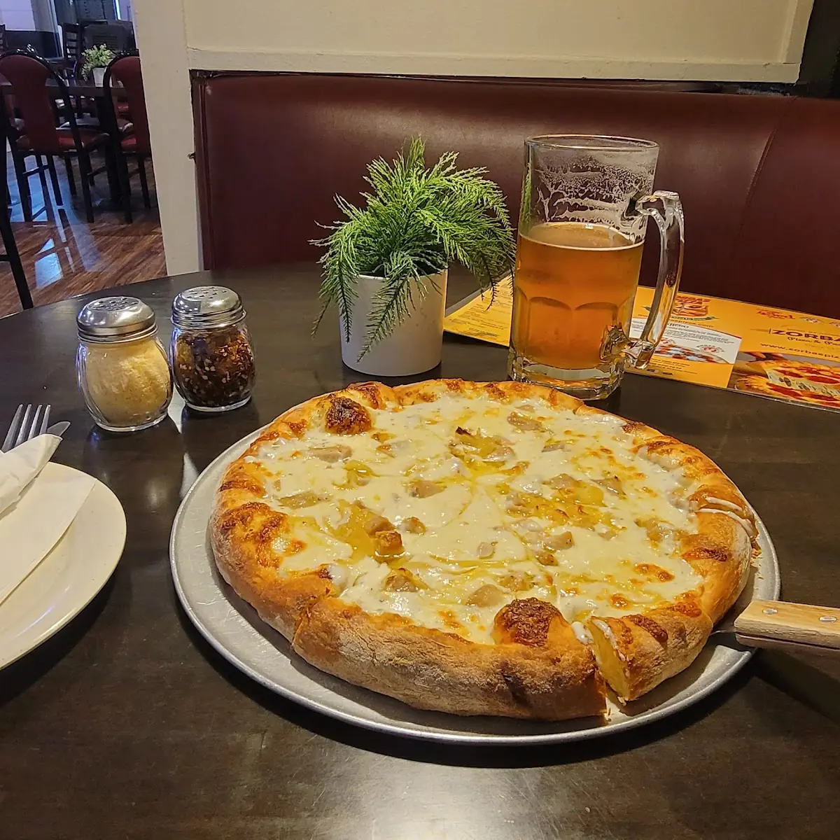 Garlic Chicken Pizza