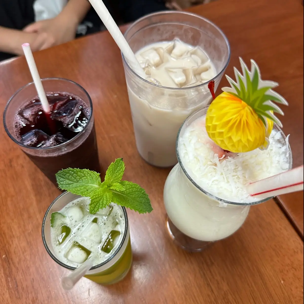 Agua De Piña Pineapple
