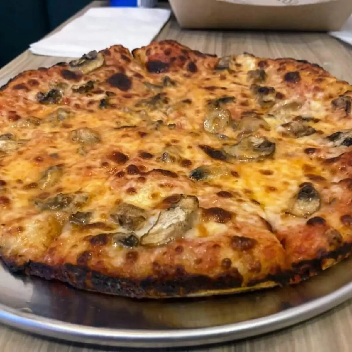 Cheese & Mushroom Pizza