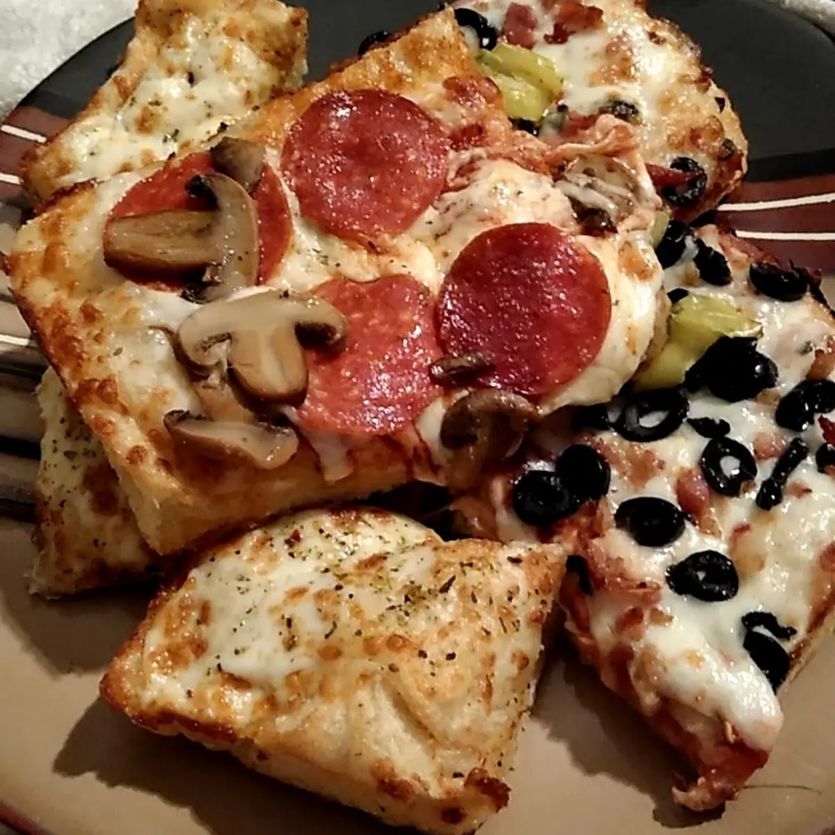 Pepperoni Crazy Puffs Crave Combo