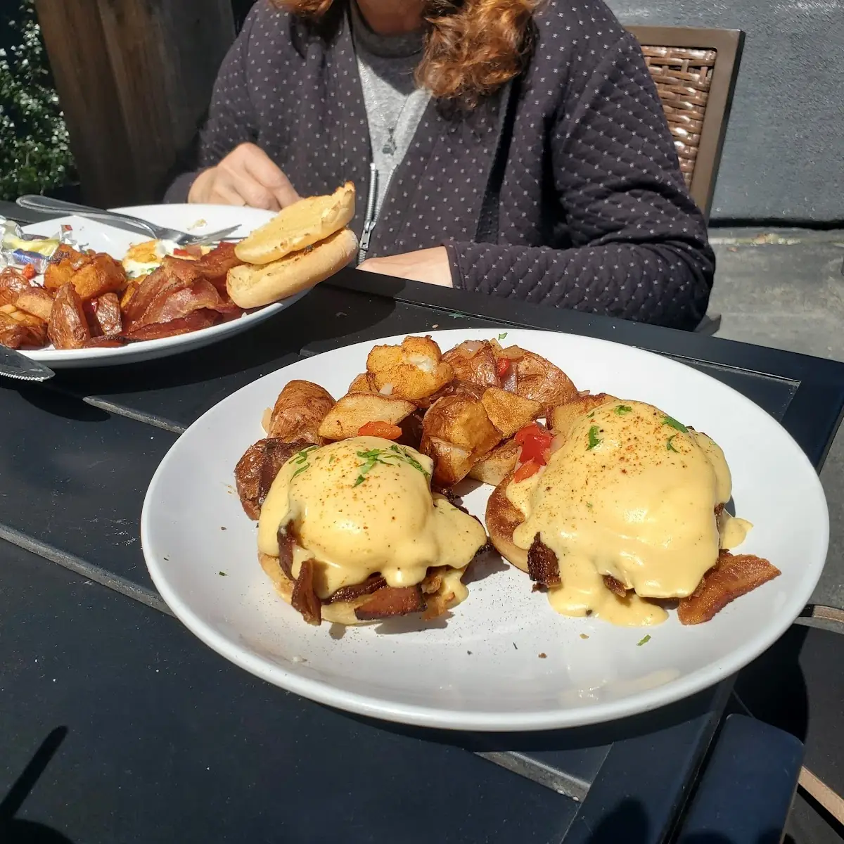 Crab Benedict