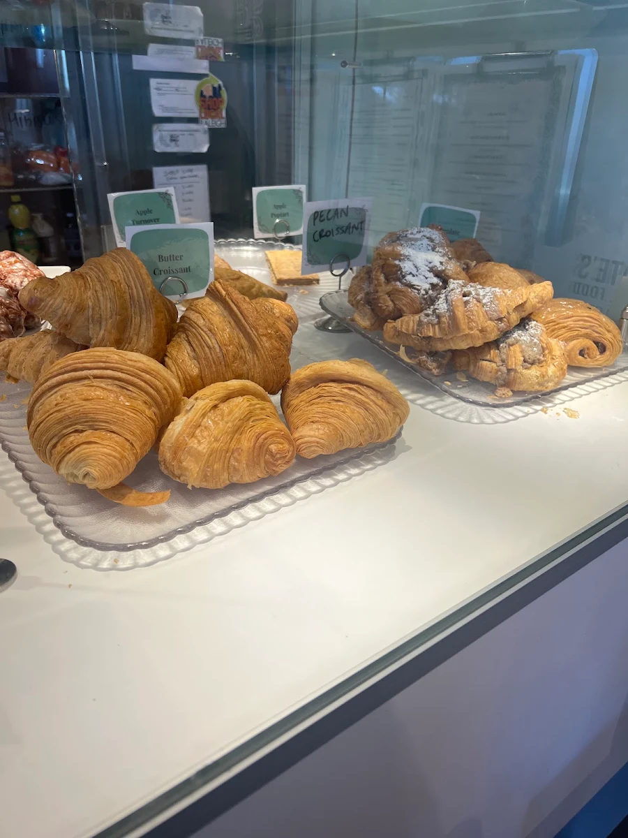 Butter Croissant U