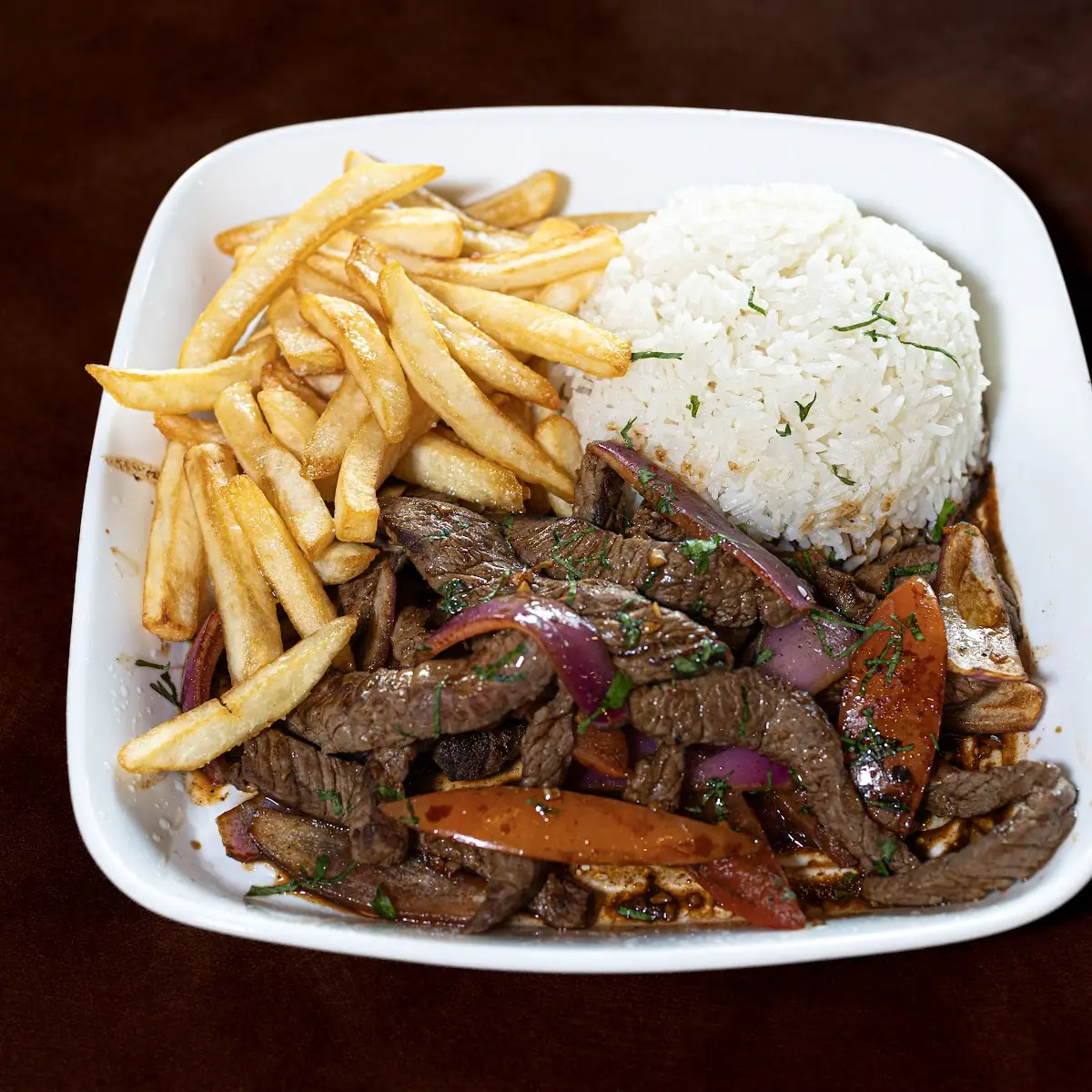 Lomo Saltado