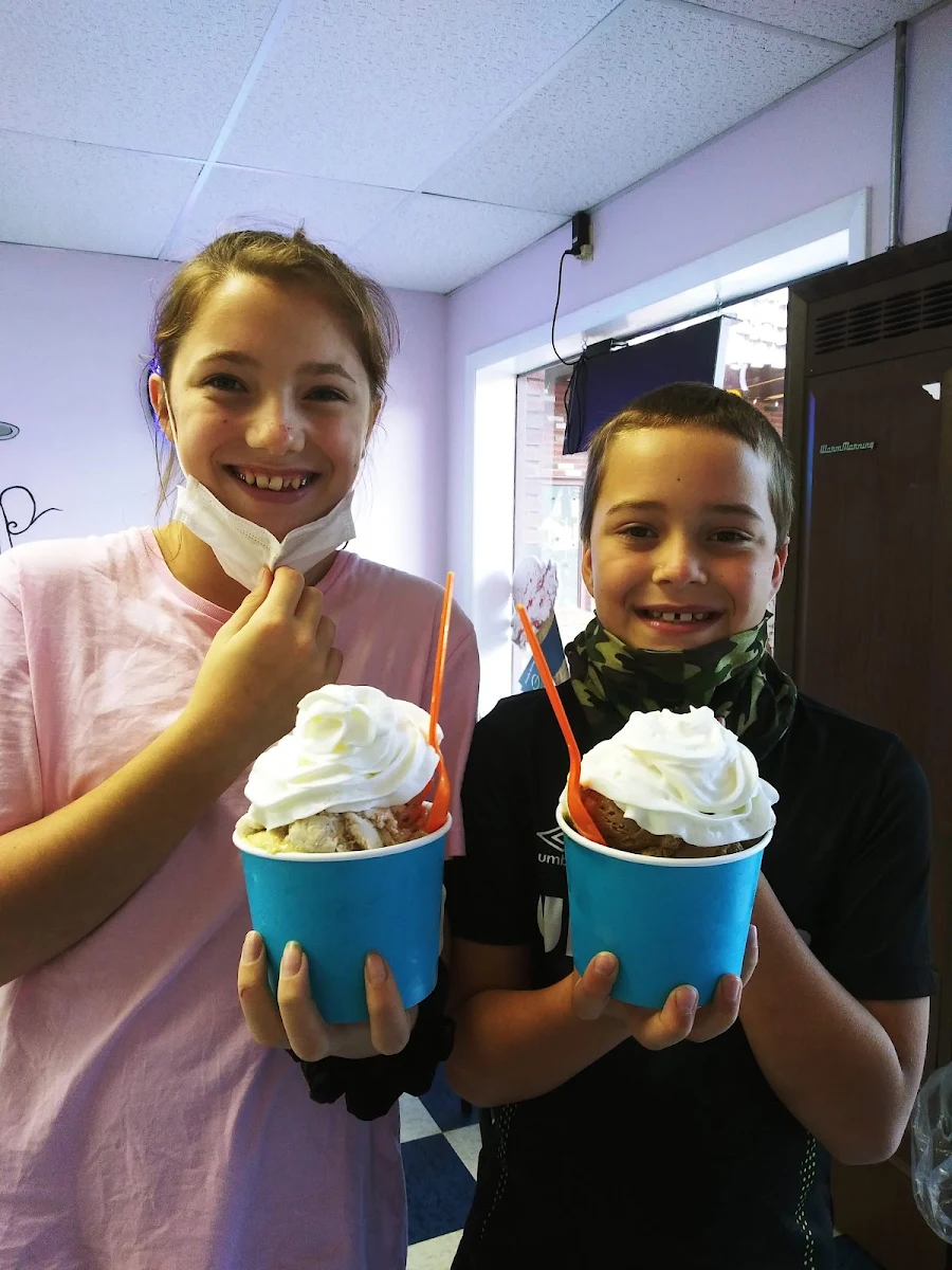 Triple Scoops Three Flavors