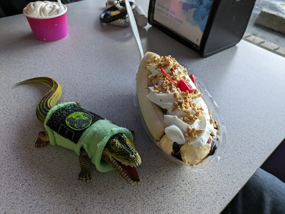 You Can't Go Wrong with a Traditional Nanner Split