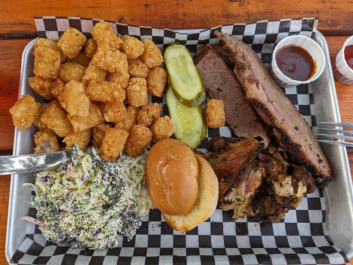 Jones BBQ 1 3 Rack Ribs and Jones BBQ 3 Meat Platter