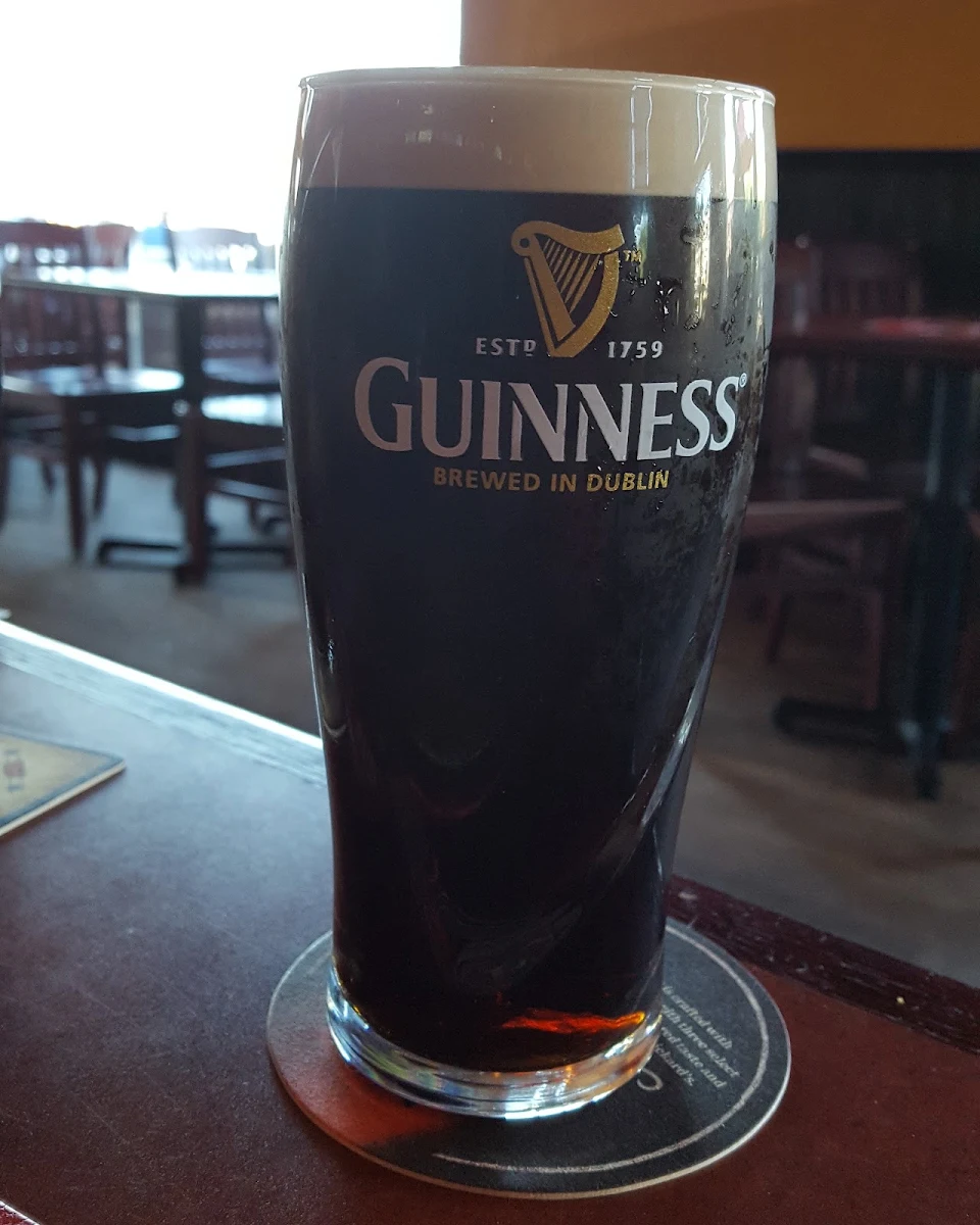 Pint, St. Louis Bar & Grill