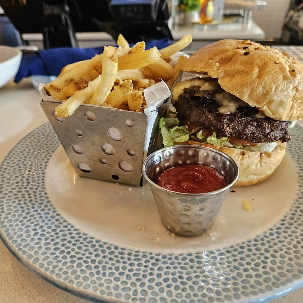 Bar Burger and Fries