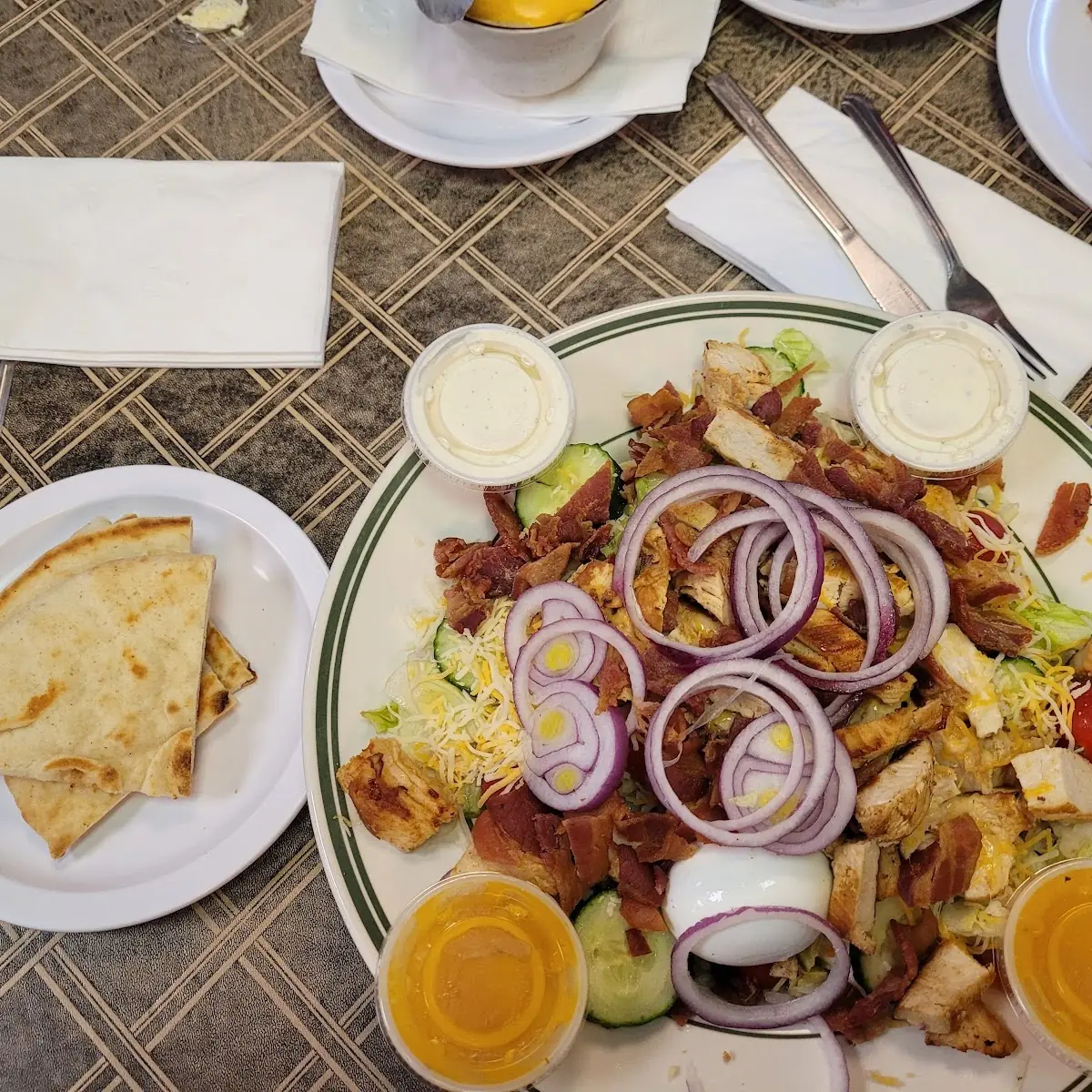 Grilled Chicken Salad Platter