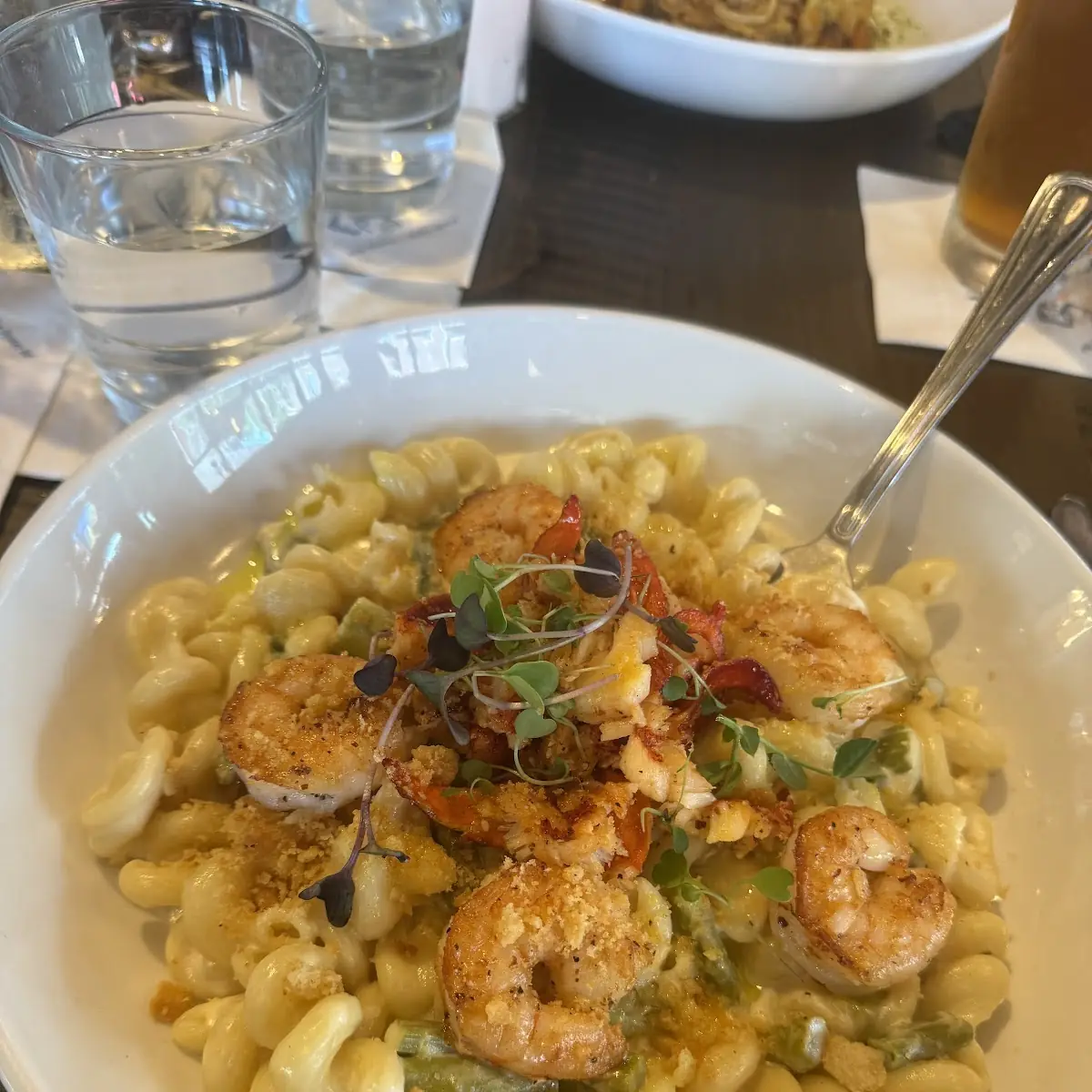 Lobster & Shrimp White Cheddar Mac & Cheese