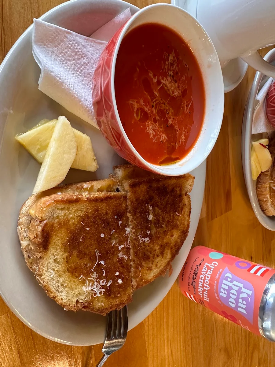 Grilled Cheese & Tomato Soup