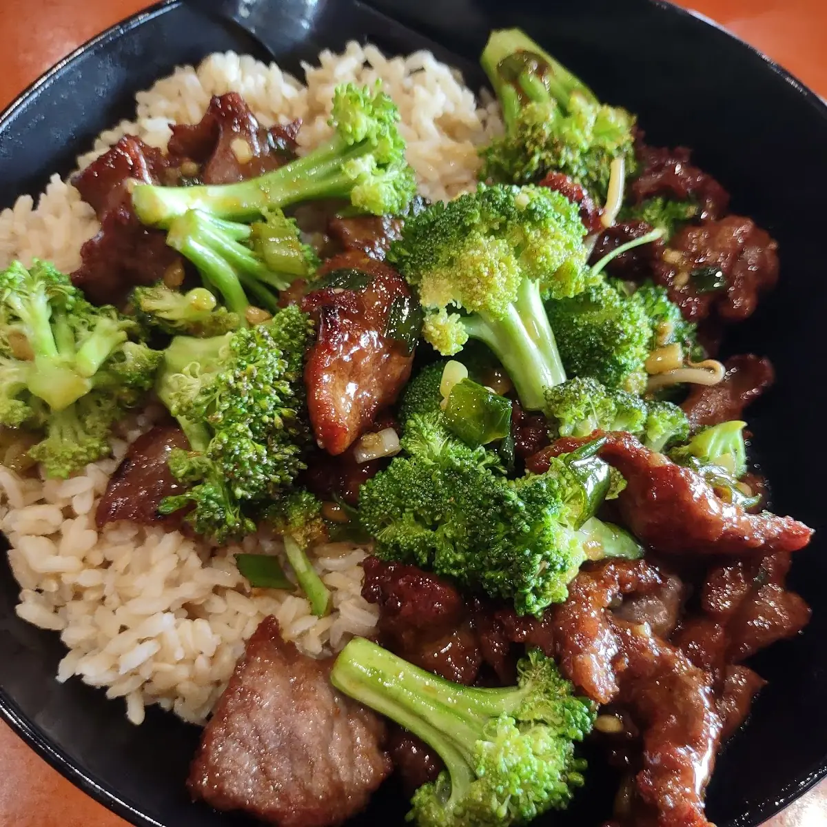 Beef & Broccoli Chicken & Broccoli