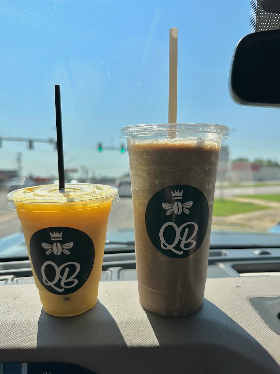 Colada Smoothie and Blended Mocha