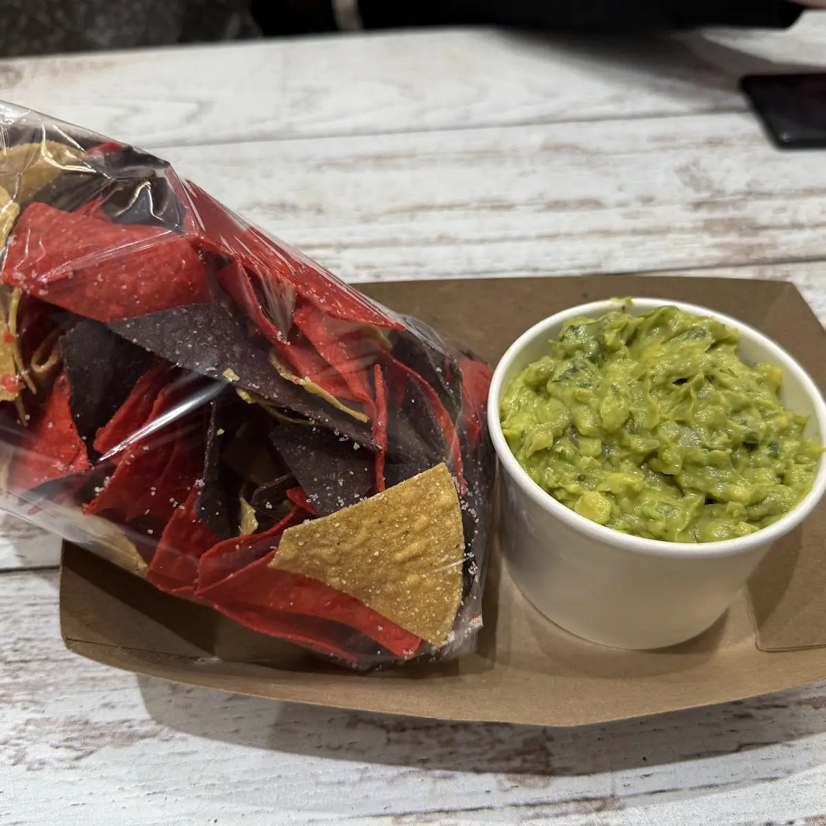 4oz Guacamole