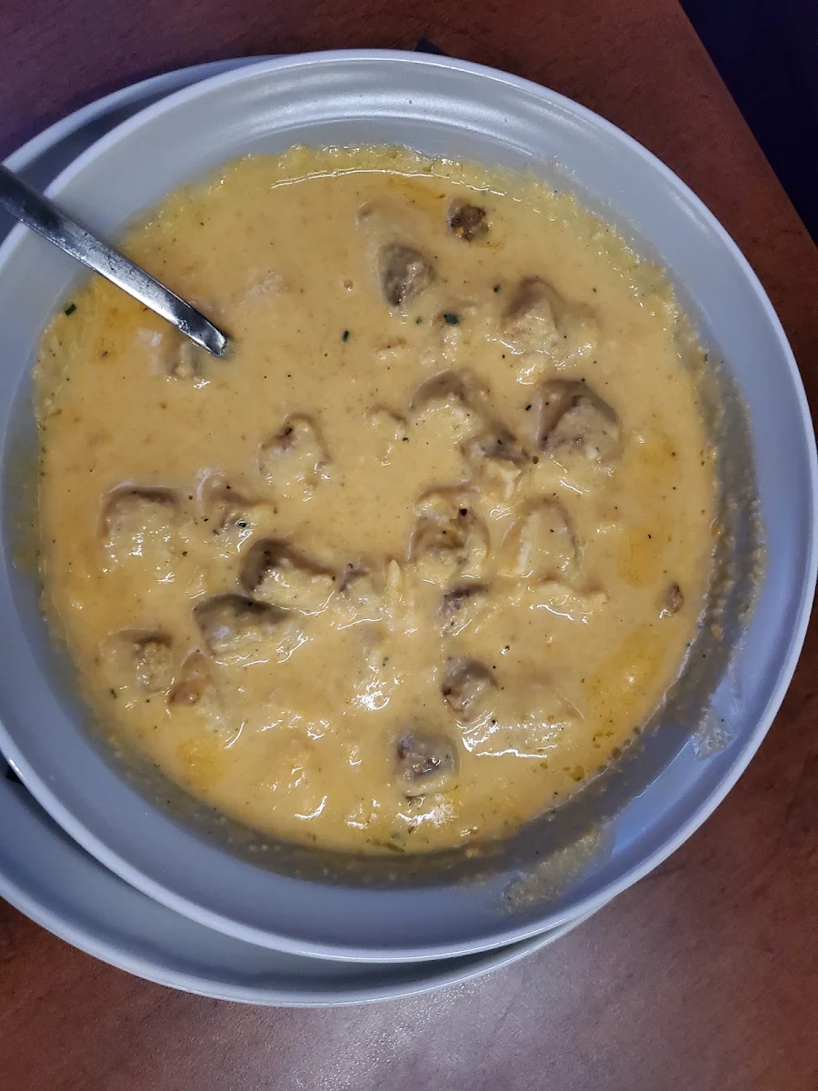 Beer Cheddar Soup, Casual Pickering