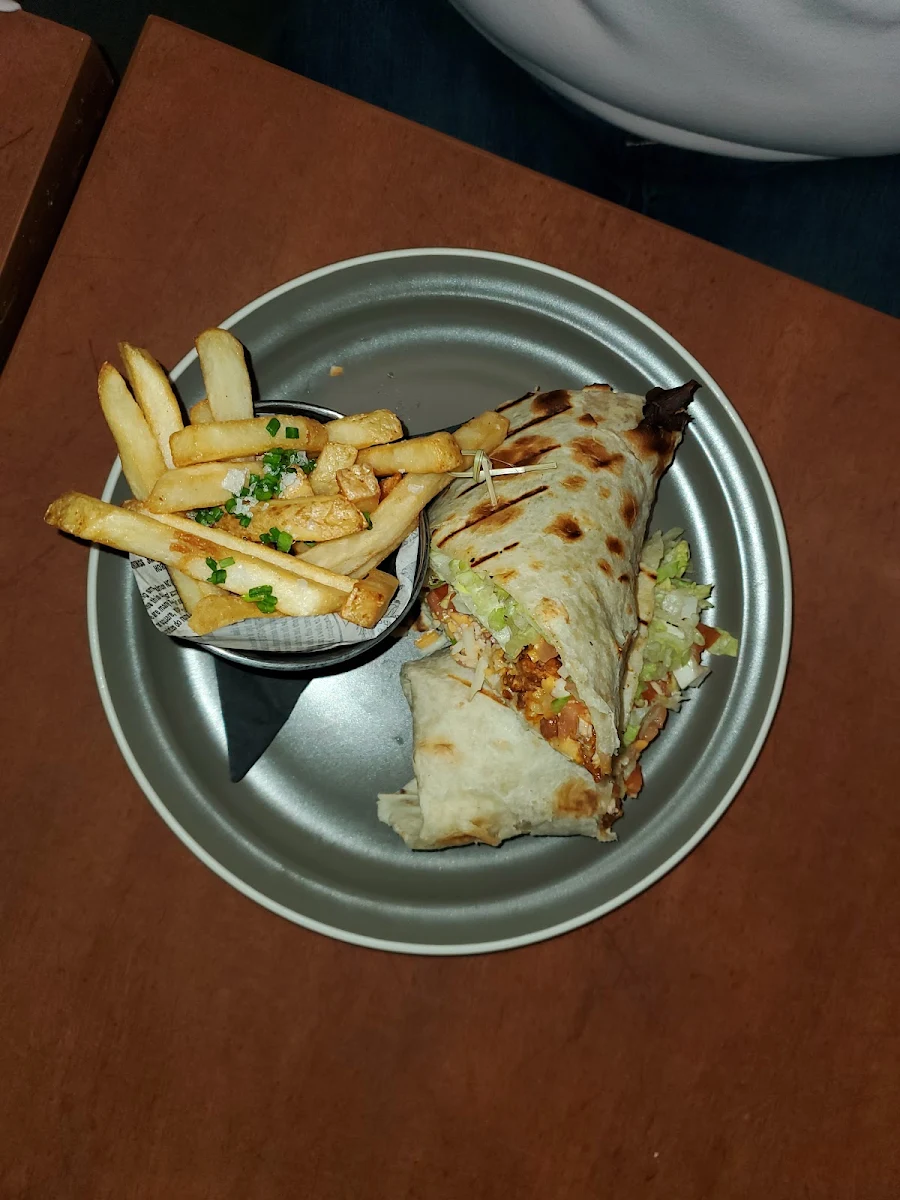 Buffalo Chicken Wrap, Casual Pickering