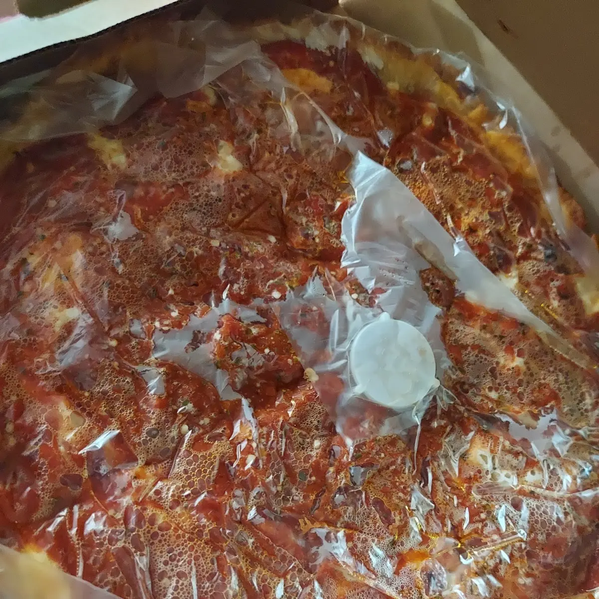 Deep Dish Pizza Peperoni