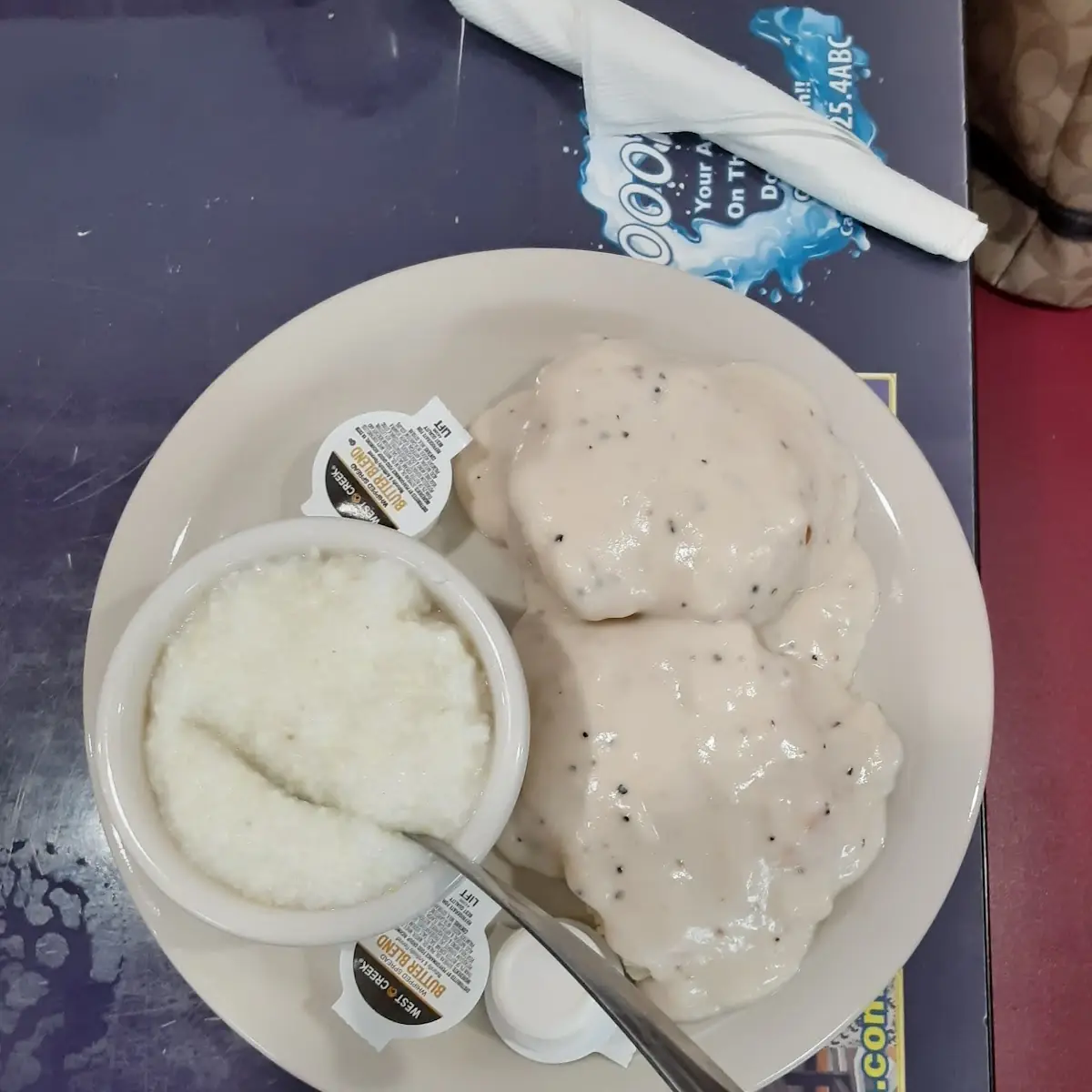 Biscuits & Country Gravy