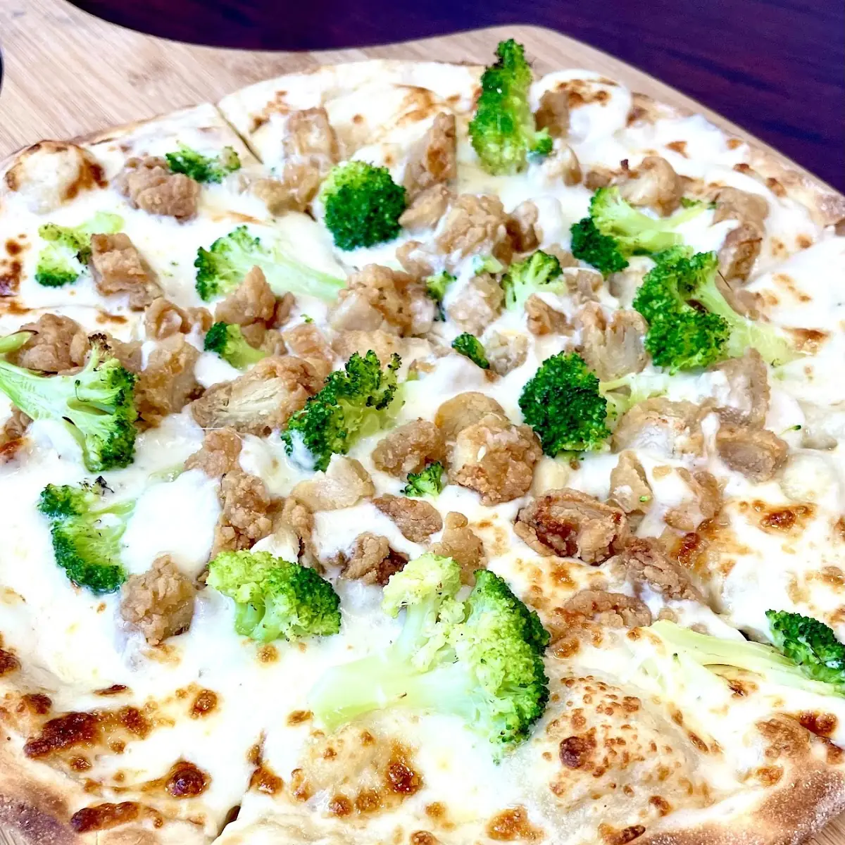 Chicken Broccoli Alfredo Pizza