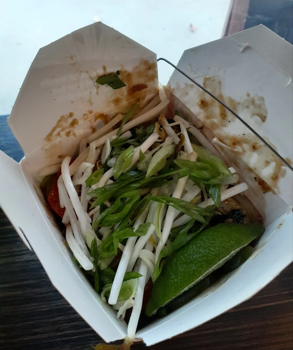 Sweet Mongolian Noodles, Wok Box - Beaumont